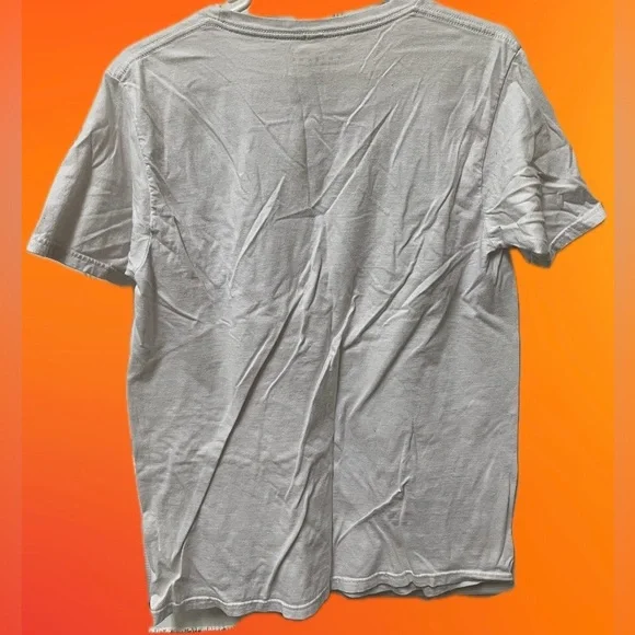 FRIENDS White Graphic Tee with Cast Photo Size Medium - Picture 2 of 2